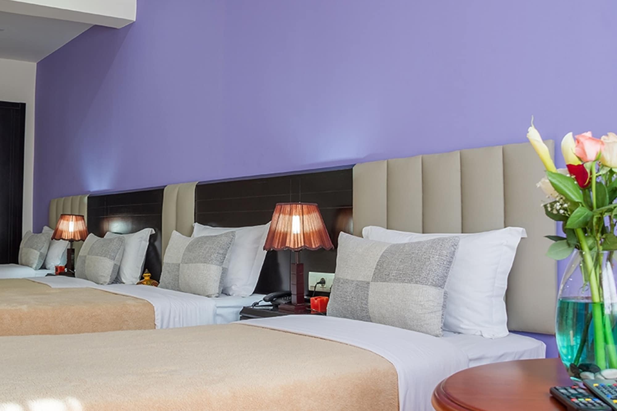 โฮเต็ล สวีท มาร์ทิล Hotel ภายนอก รูปภาพ
