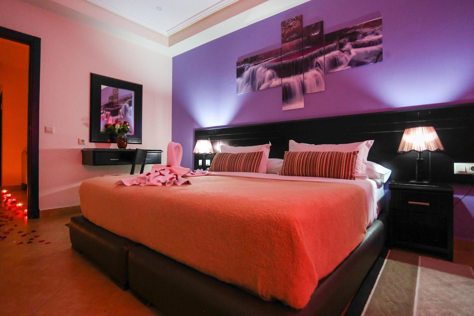 โฮเต็ล สวีท มาร์ทิล Hotel ภายนอก รูปภาพ